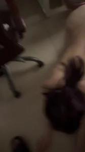 调教08年母狗狗链爬行，有完整版